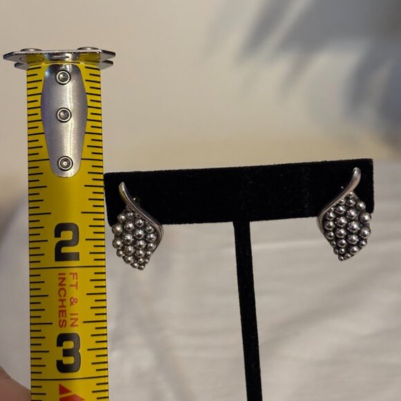 Beautiful Lagos Caviar Sterling Silver Earrings (925) with Lagos pouch - Picture 8 of 16